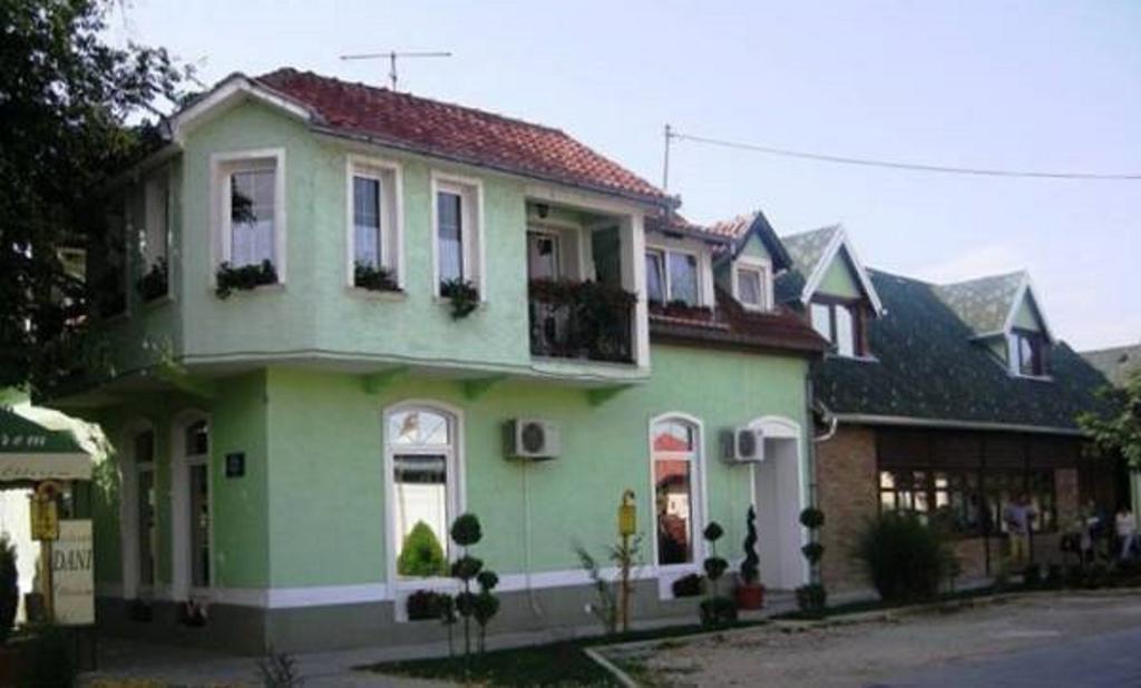 Eco Rural Tourism Association Skorenovac Hotel Eksteriør billede